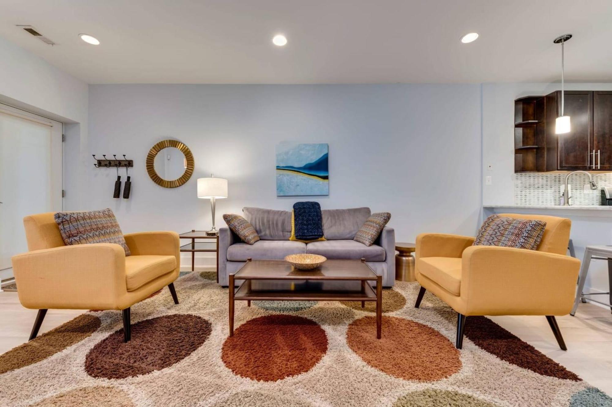 Apartment Luxe 2bd2ba Townhouse In Hip Area - Near Metro